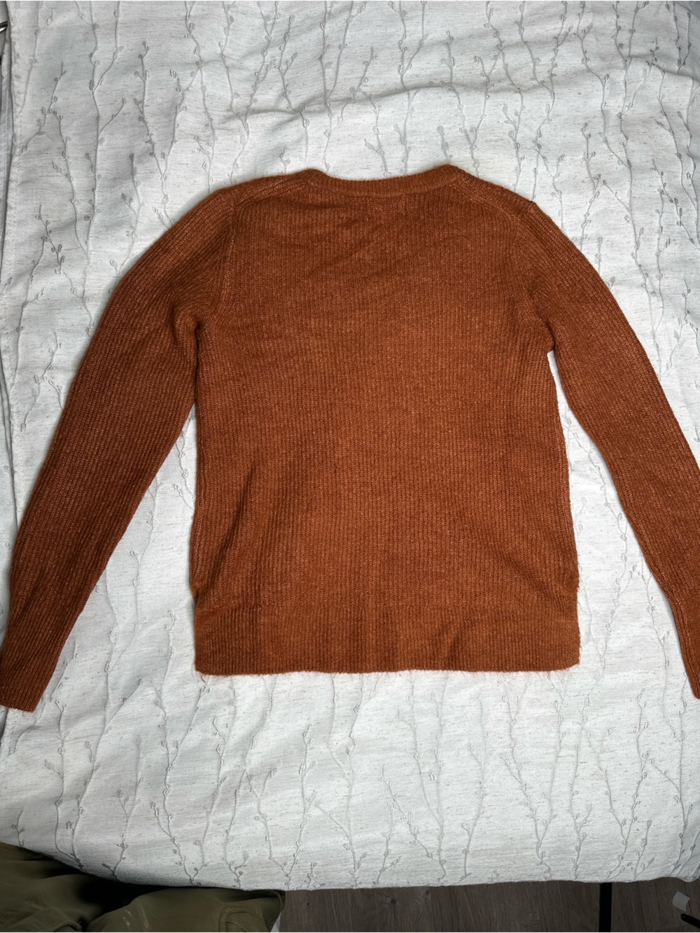 Old Navy Men’s Rust Orange Crewneck Sweater - Picture 4 of 6